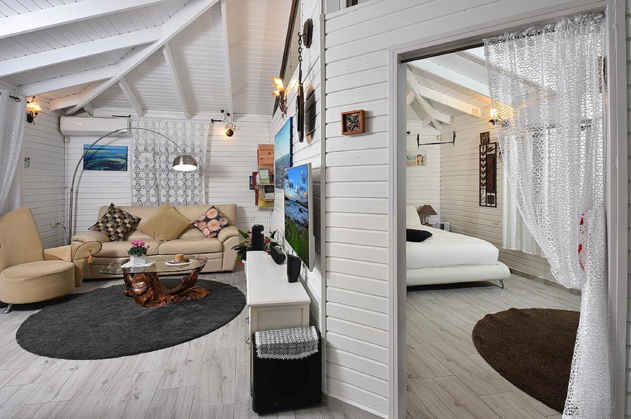 Lodge On The Sea Shave Ziyyon Exterior photo
